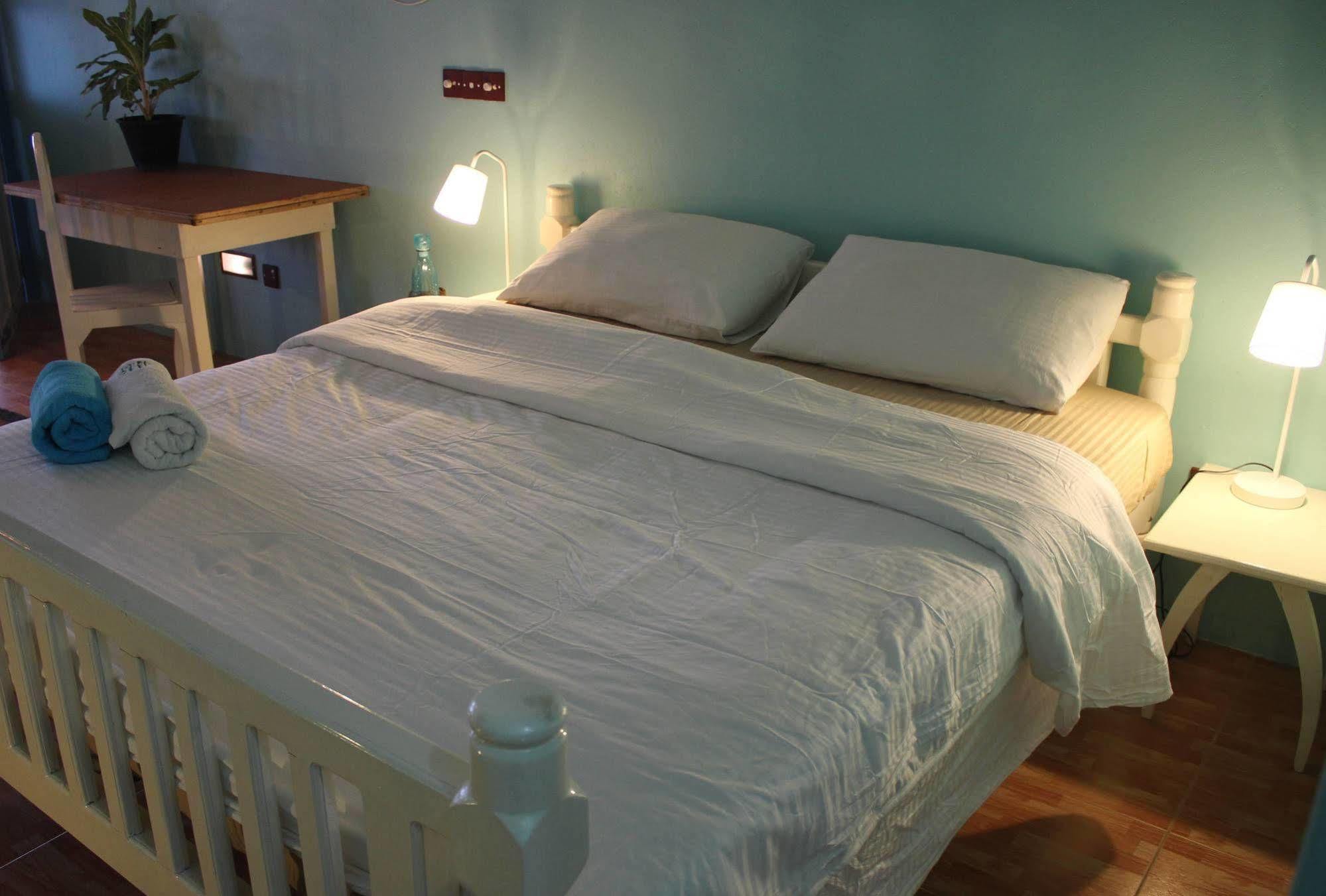 Bedspace Beach Unawatuna Kültér fotó